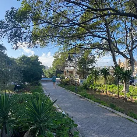 2br In Pieta's Heart With Wifi & Ac By 360 Estates Апартаменты