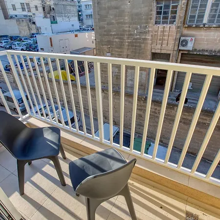 2br In Pieta's Heart With Wifi & Ac By 360 Estates * Tal-Pietà